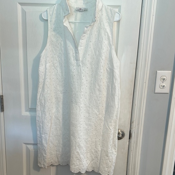 Pre-loved Dresses:  Vineyard Vines Sheath Dress, Size 6 main image 1